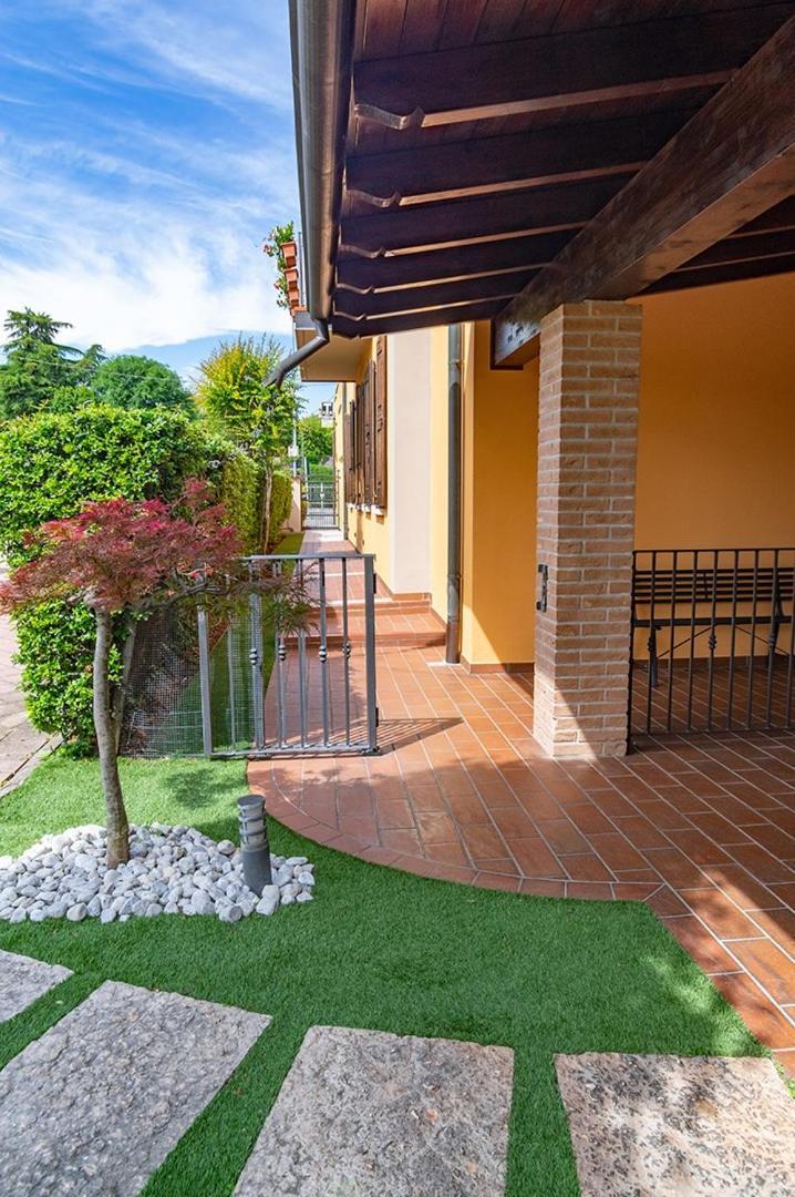 La Vecchia Tramvia Hotel Castiglione Delle Stiviere Luaran gambar