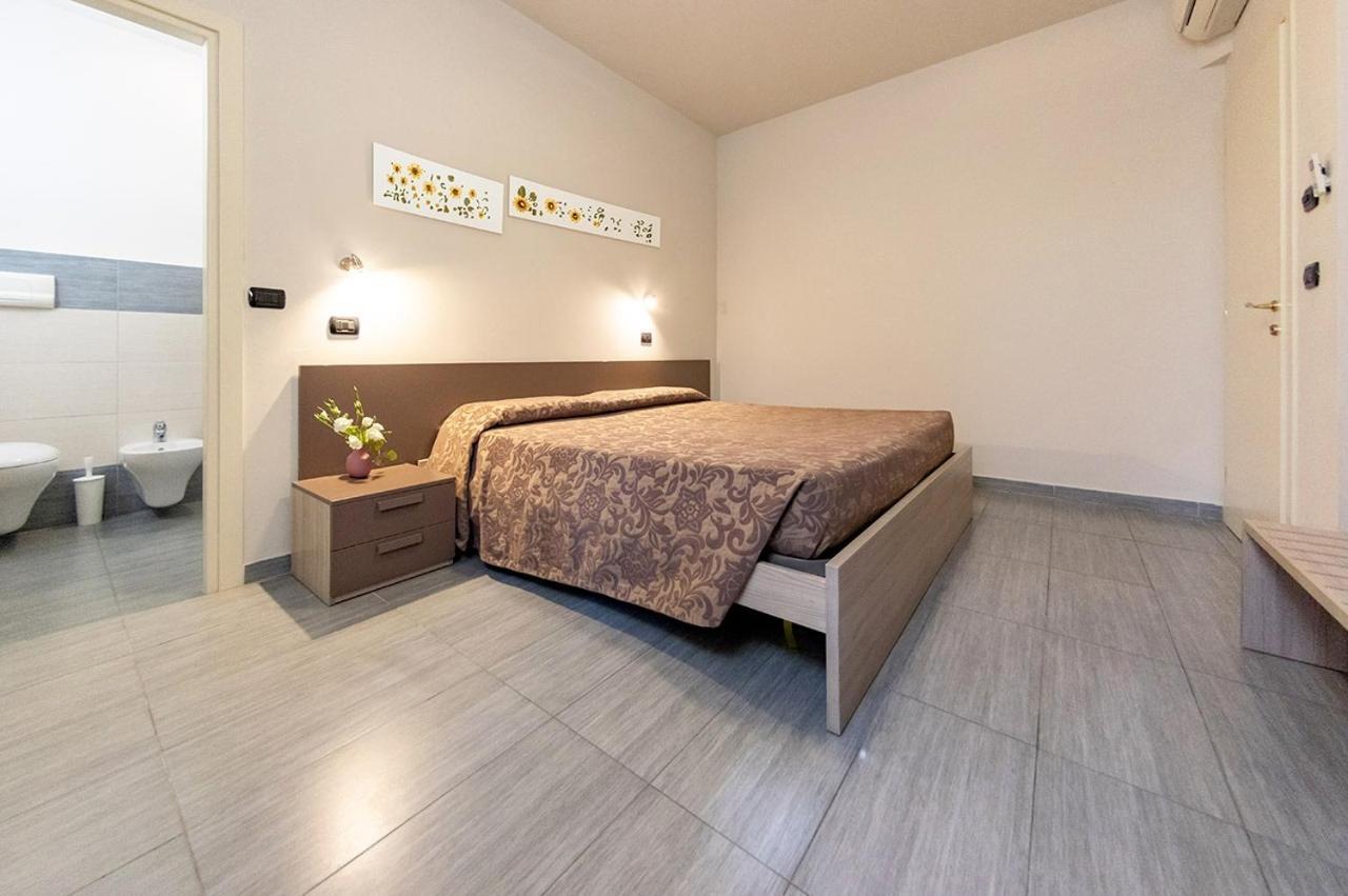 La Vecchia Tramvia Hotel Castiglione Delle Stiviere Luaran gambar